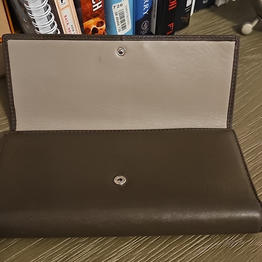 Coach ASHLEY TRI FOLD LONG WALLET - Picture 7 of 13